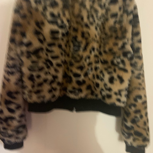 Animal print size small 7-9 juniors or woman’s small - Picture 2 of 5